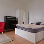Studio-Apartment Mit Garten
