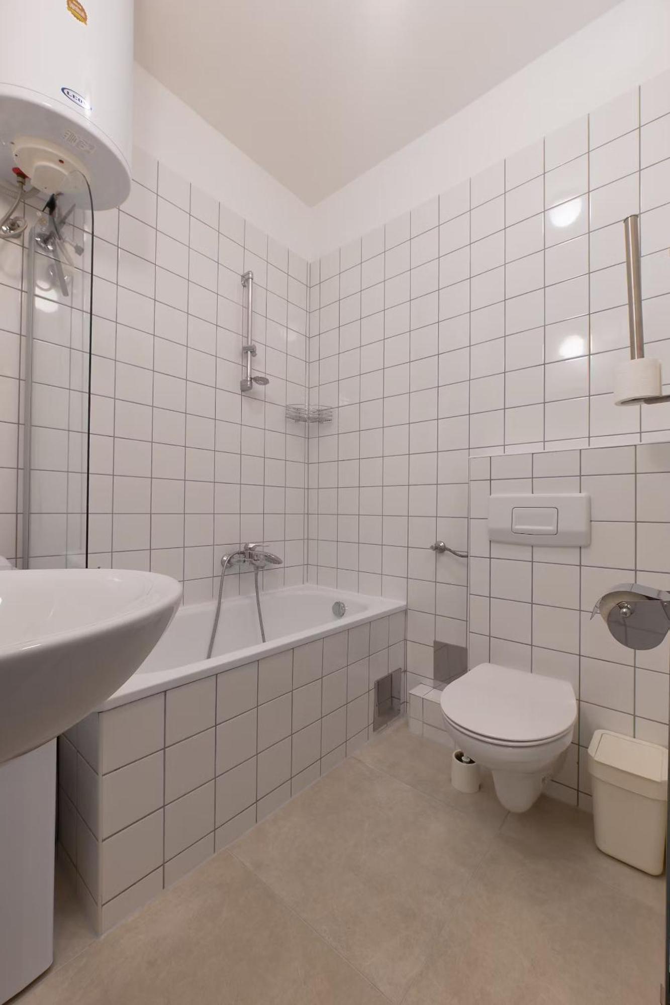 Studio-apartment Mit Garten * Wien
